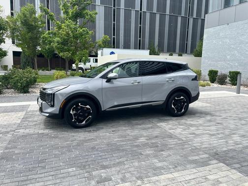 Wolf Gray 2026 Kia Sportage Hybrid S