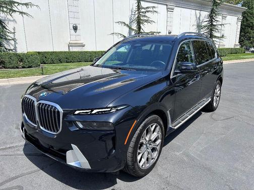 2024 BMW X7 xDrive40i