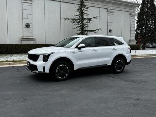 2024 Kia Sorento S