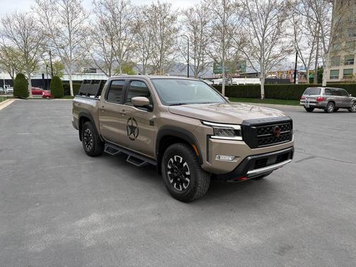 2024 Nissan Frontier PRO-4X