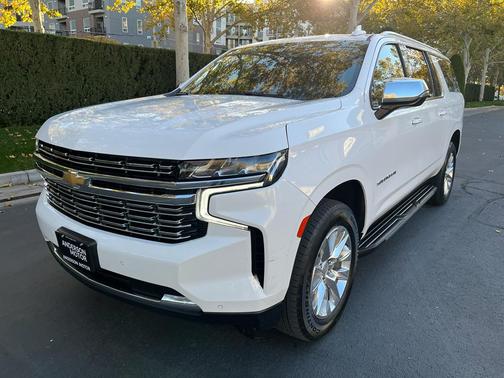 2023 Chevrolet Suburban Premier