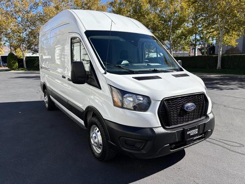 2022 Ford Transit-250 Base