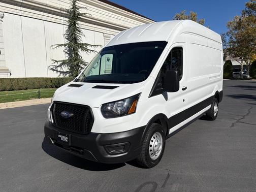 2022 Ford Transit-250 Base