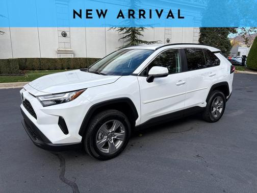 2024 Toyota RAV4 Hybrid LE