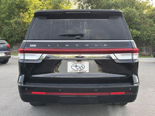 Black Metallic 2024 Lincoln Navigator Reserve