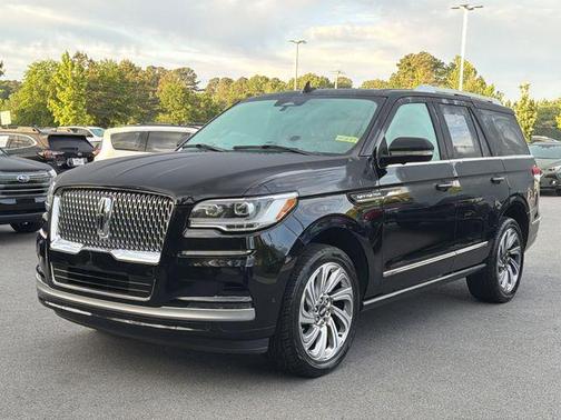 Black Metallic 2024 Lincoln Navigator Reserve