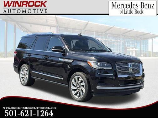 Black Metallic 2024 Lincoln Navigator Reserve
