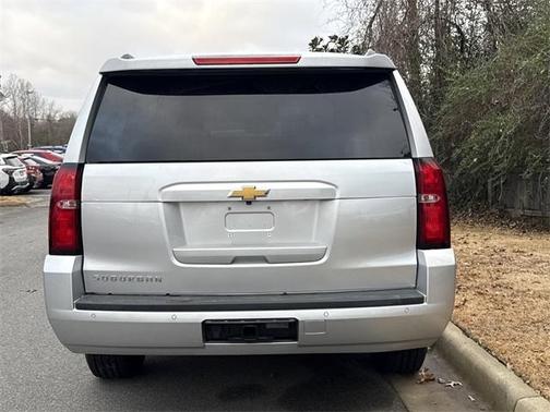 2020 Chevrolet Suburban LT