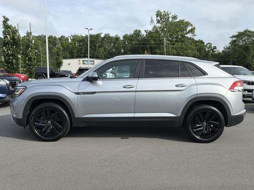 Pyrite Silver Metallic 2023 Volkswagen Atlas Cross Sport 3.6L V6 SE w/Technology
