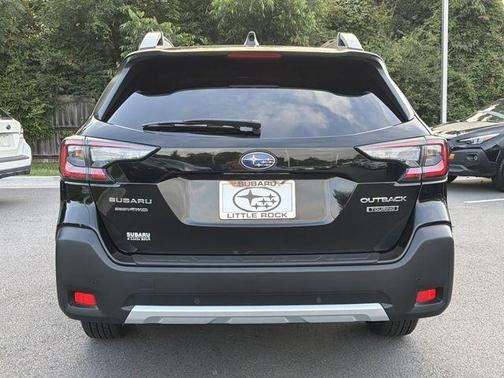 Crystal Black Silica 2025 Subaru Outback Touring