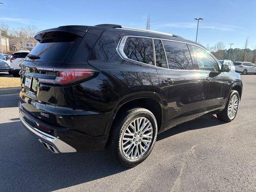 2025 GMC Acadia Denali