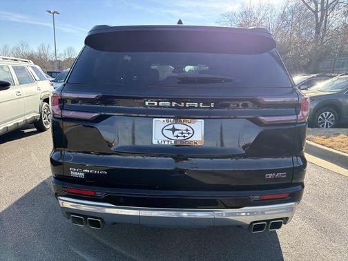 2025 GMC Acadia Denali