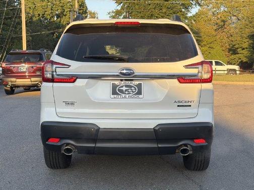 White Pearl 2027 Subaru Ascent Touring