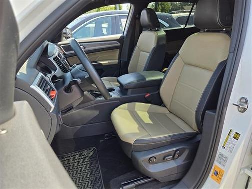 2021 Volkswagen Atlas Cross Sport 3.6L V6 SE w/Technology