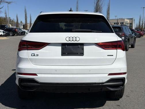 2024 Audi Q3 45 S line Premium