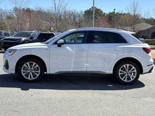 2024 Audi Q3 45 S line Premium