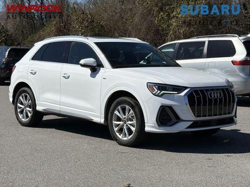 2024 Audi Q3 45 S line Premium