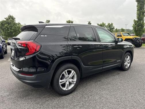 2021 GMC Terrain SLE