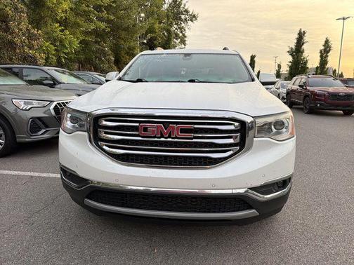 White Frost 2018 GMC Acadia SLT-2