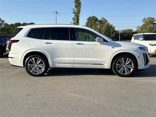 2021 Cadillac XT6 Premium Luxury FWD