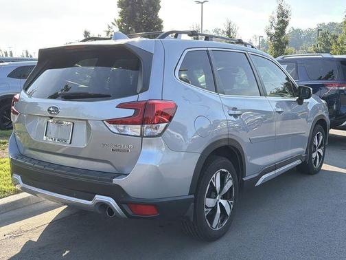 Ice Silver Metallic 2021 Subaru Forester Touring