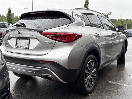 2019 INFINITI QX30 Luxe