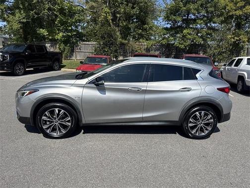 2019 INFINITI QX30 Luxe