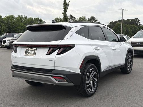 White Pearl 2025 Hyundai TUCSON Limited