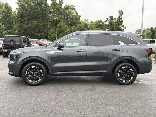 Gray 2025 Kia Sorento S