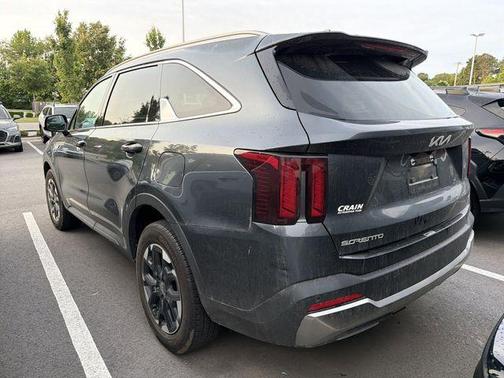 Gray 2025 Kia Sorento S