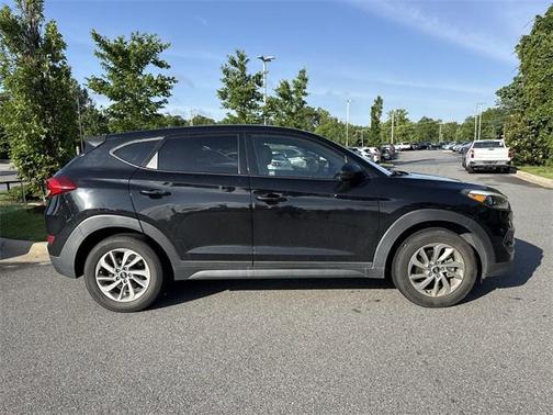 2018 Hyundai TUCSON SE