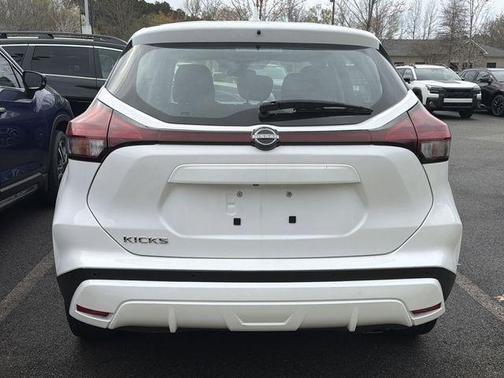 2024 Nissan Kicks S