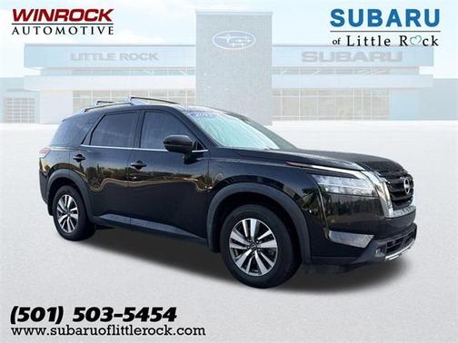 2022 Nissan Pathfinder SL