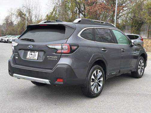 2025 Subaru Outback Touring XT
