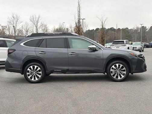 2025 Subaru Outback Touring XT