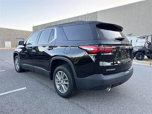 2022 Chevrolet Traverse LT Cloth