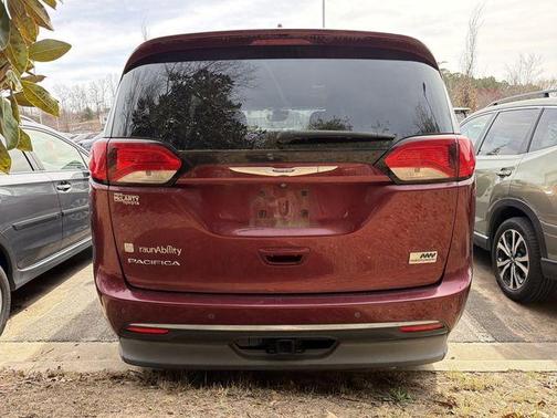 2018 Chrysler Pacifica Touring-L Plus