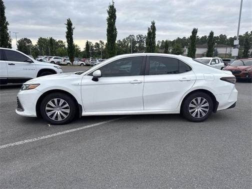 2021 Toyota Camry Hybrid LE