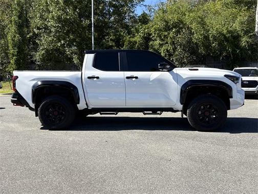 2024 Toyota Tacoma Hybrid TRD PRO