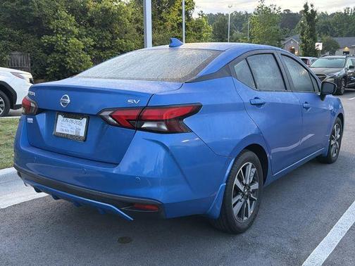 Electric Blue Metallic 2021 Nissan Versa 1.6 SV