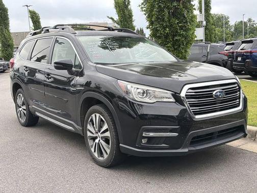 Crystal Black Silica 2022 Subaru Ascent Limited 7-Passenger