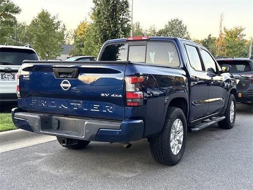 2022 Nissan Frontier SV