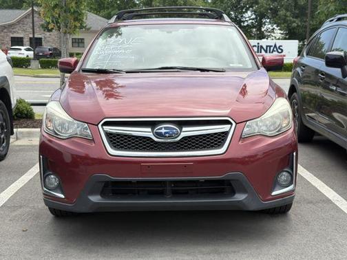 Venetian Red Pearl 2017 Subaru Crosstrek 2.0i Premium