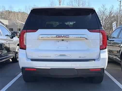 2022 GMC Yukon SLT