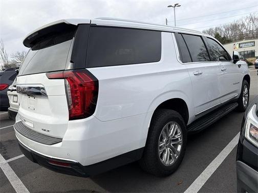2021 GMC Yukon XL SLT
