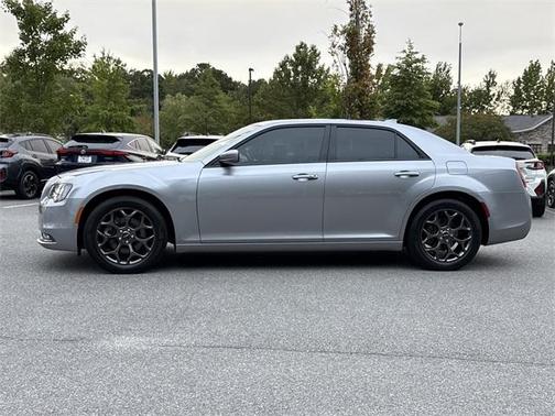 2016 Chrysler 300 S