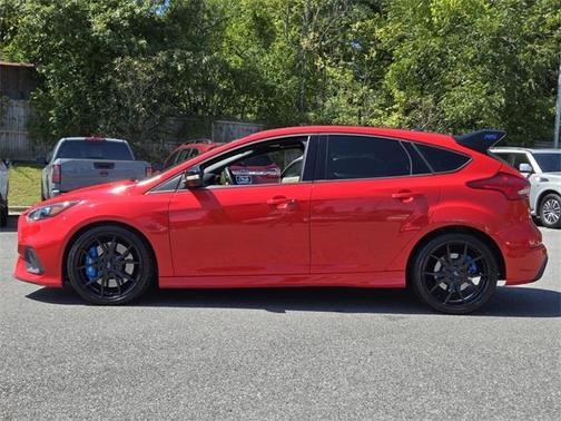 2018 Ford Focus RS Base