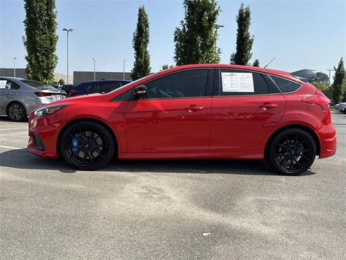 2018 Ford Focus RS Base