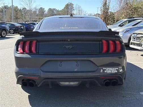 2022 Ford Mustang EcoBoost