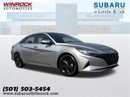 2022 Hyundai ELANTRA SEL